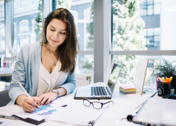 Contabilidade: 3 serviços diferenciados para incluir na entrega ao cliente